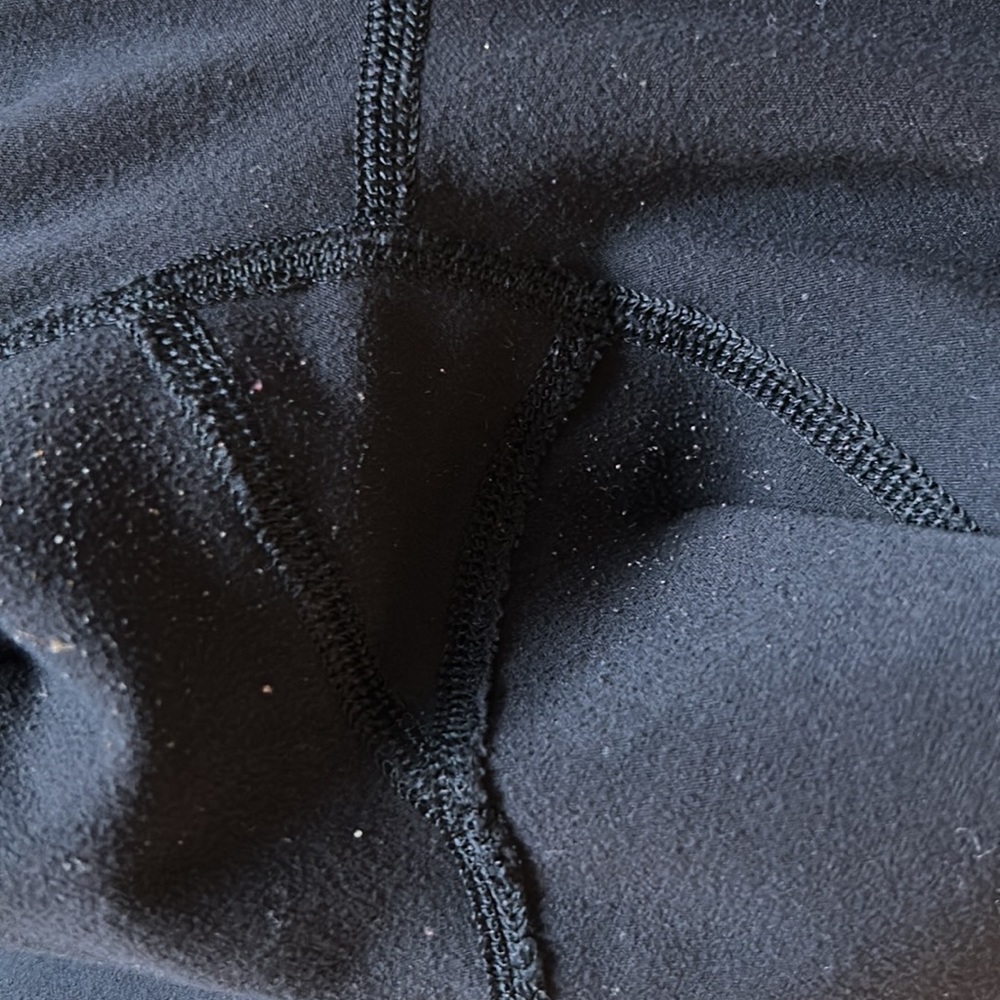 Lululemon Athletica mid-rise leggings, black, size 8 - Picture 6 of 6